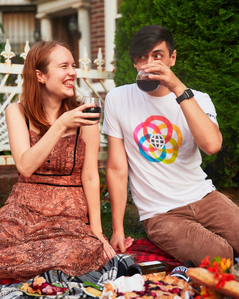 Hadley Hauser (27) with her boyfriend Jackson Sui lives in Brooklyn, New York. She pursued International Studies, AB’15 from the University of Chicago. Today, she's a certified pastry chef from The French Pastry School. She's been blogging since 2016. Photo by Alexander Sewald.