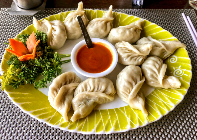 Momos