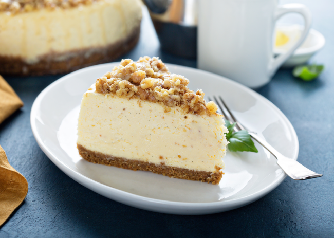 Apple Crumble Cheesecake